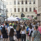 Gut besucht - die Gasse der Freiheit: vom Annahof über den Martin-Luther-Platz bis zum Rathausplatz | Foto: I. Hoffmann 