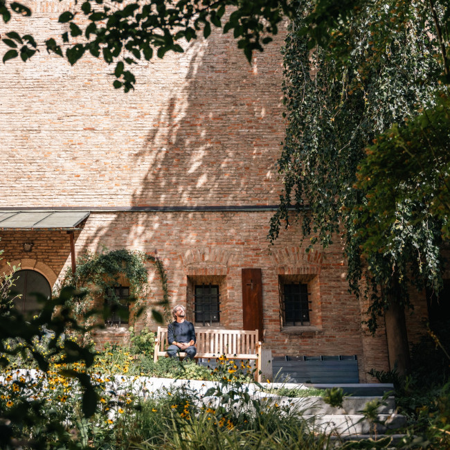 Eine Ruheoase: der Innenhof der Barfüßerkirche