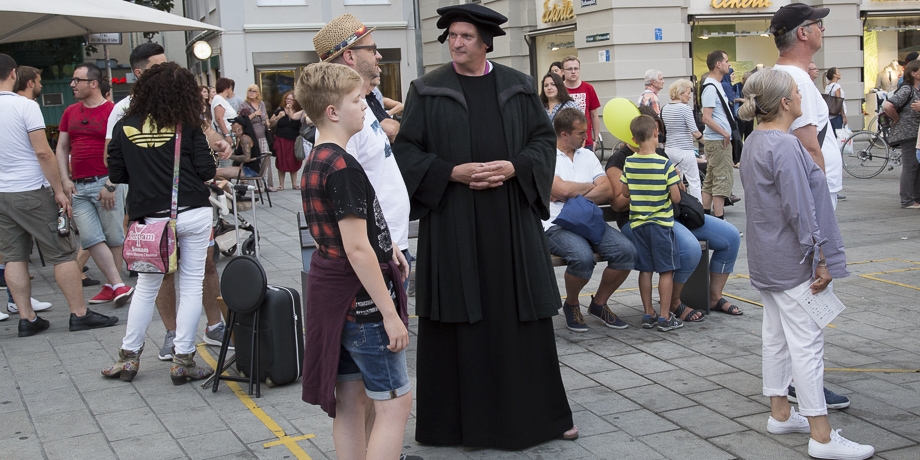 Martin Luther war auch unterwegs ... und immer für ein Gespräch bereit. | Foto: I. Hoffmann